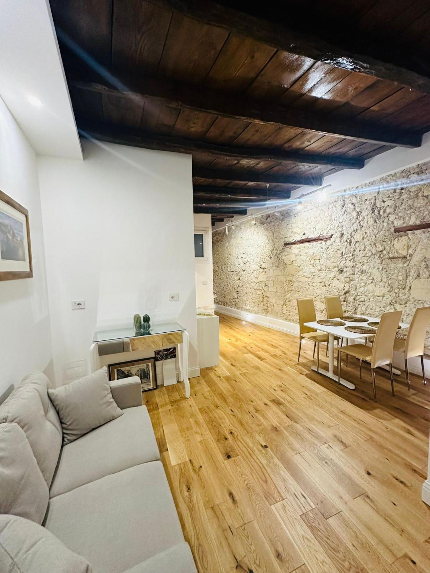Antico Corso Charme Bed & Breakfast Cagliari Dış mekan fotoğraf